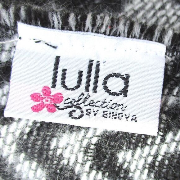 Lulla Collection by Bindya Reversible Scarf - Picture 6 of 7